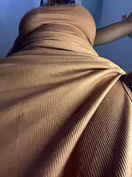 Snapshot of Cherrytowild chatting on 02.14.26 Cherrytowild online show from 02.14.26