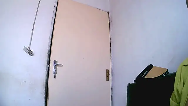 Bustypillows online show from 04.16.26