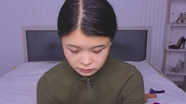 Snapshot of Tina_Kim_ chatting on 12.09.24 Tina Kim online show from 12.09.24