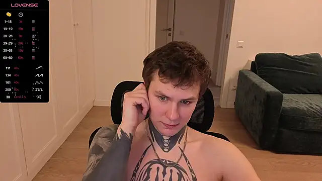 Snapshot of Lechery_boy chatting on 02.05.26 Lechery boy online show from 02.05.26