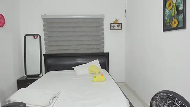 corzoethan online show from 11.08.25