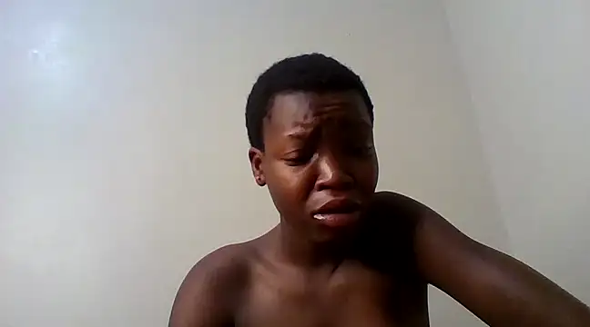 Snapshot of hunnybee007 chatting on 03.04.25 hunnybee007 online show from 03.04.25