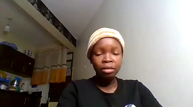 Snapshot of hunnybee007 chatting on 03.14.25 hunnybee007 online show from 03.14.25