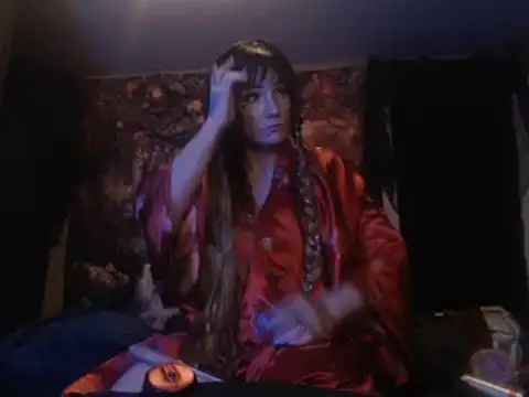 Snapshot of HighCityHoney chatting on 12.05.24 HighCityHoney online show from 12.05.24