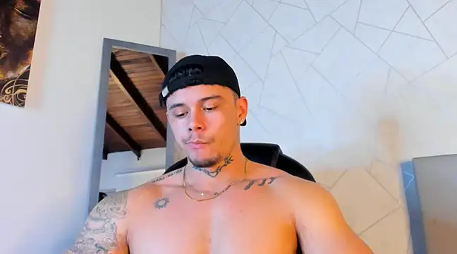 NoahhBrown online show from 03.07.25