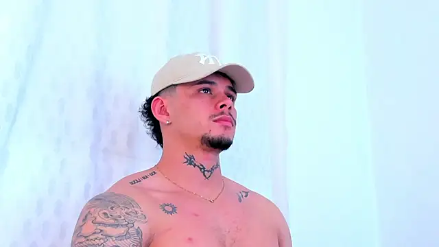 NoahhBrown online show from 10.01.25