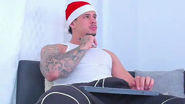 NoahhBrown online show from 12.20.25