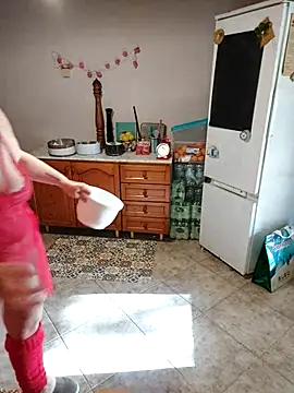 BecciDeluxe online show from 11.27.25