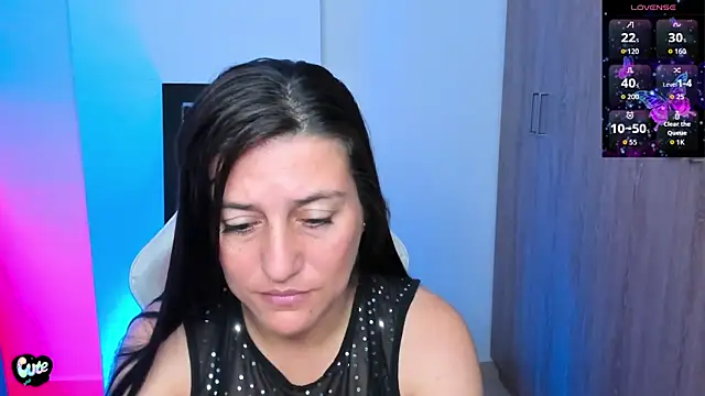 Snapshot of Saskyaa chatting on 10.05.25 Saskyaa online show from 10.05.25