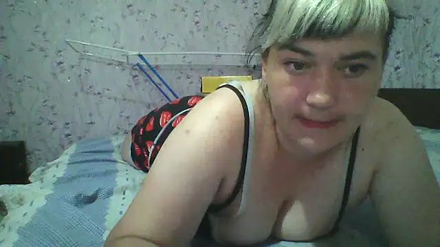 Snapshot of HollyLaBerry chatting on 07.01.26 HollyLaBerry online show from 07.01.26