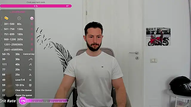 Snapshot of ZackFraser chatting on 04.19.26 ZackFraser online show from 04.19.26