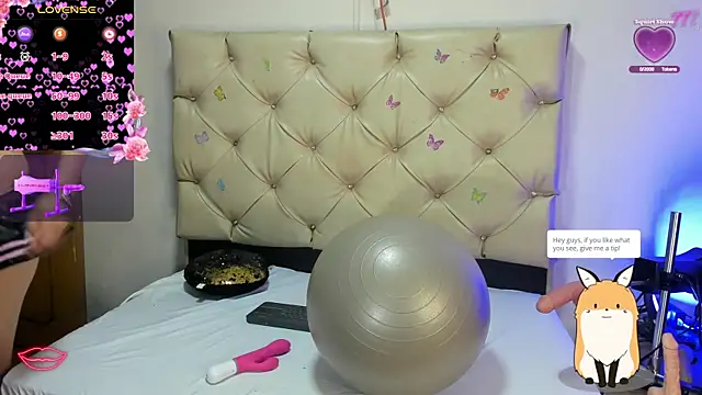 Snapshot of cleopatraa chatting on 05.12.26 cleopatraa online show from 05.12.26
