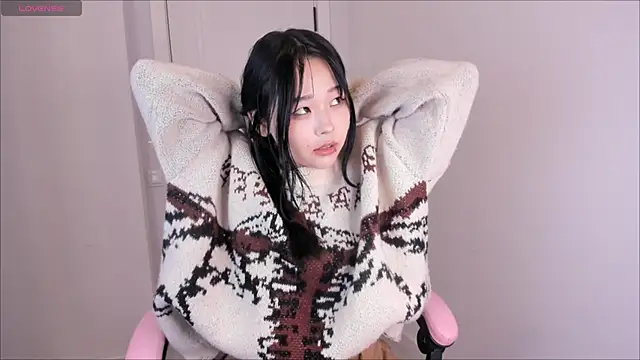 hee young11 online show from 12.11.24