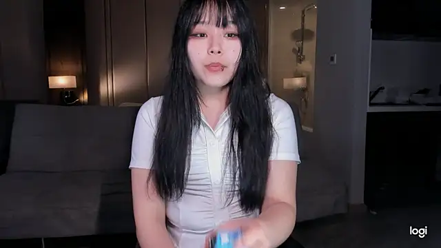 hee young11 online show from 03.11.25