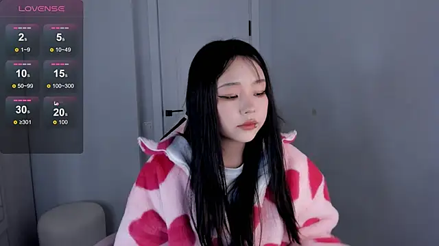 hee young11 online show from 10.02.25