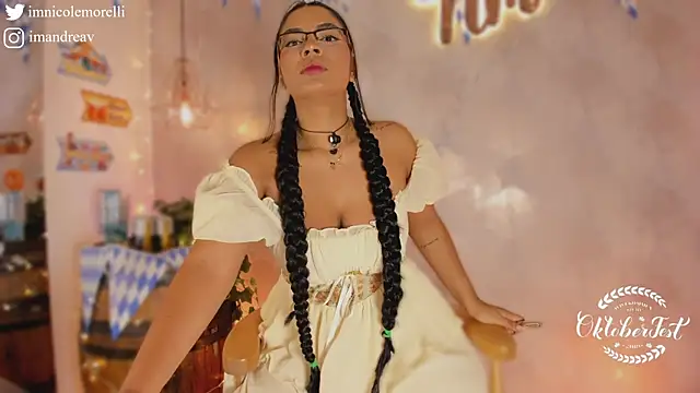 Nicolemorelli2 online show from 10.03.25