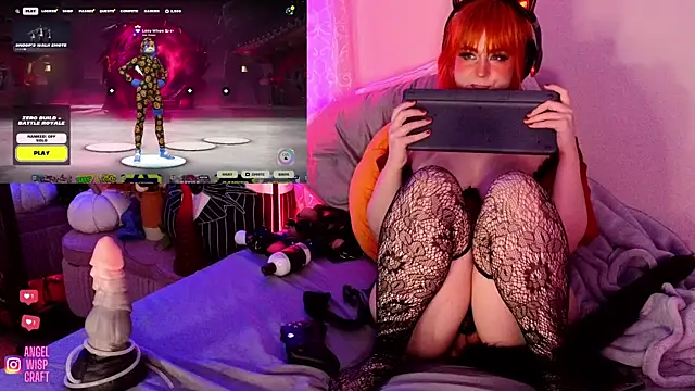 Snapshot of Angel-Lewd-Cake chatting on 12.03.24 Angel-Lewd-Cake online show from 12.03.24