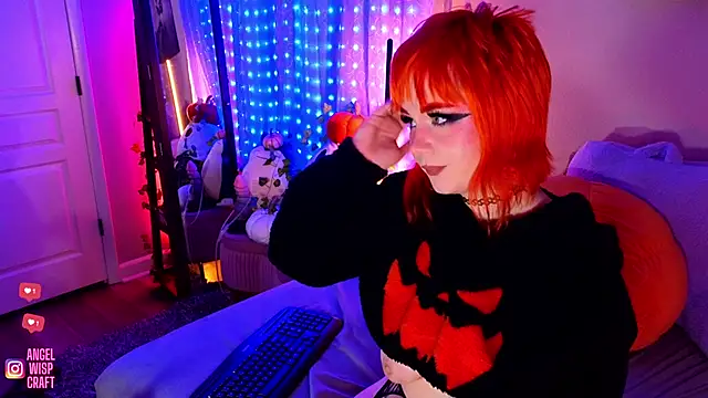 Snapshot of Angel-Lewd-Cake chatting on 01.31.25 Angel-Lewd-Cake online show from 01.31.25