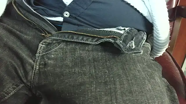 smoothandtiny online show from 04.03.26