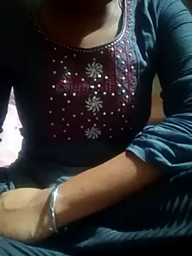 Snapshot of Jyoti-05 chatting on 03.04.25 Jyoti-05 online show from 03.04.25