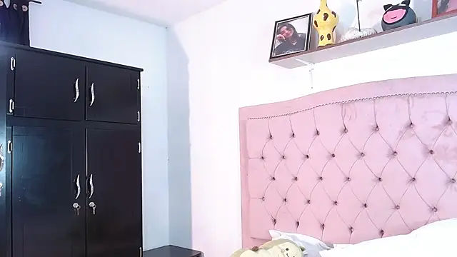 hannnasmith online show from 12.05.24