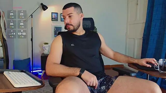 Snapshot of HenryBenso chatting on 05.17.26 HenryBenso online show from 05.17.26