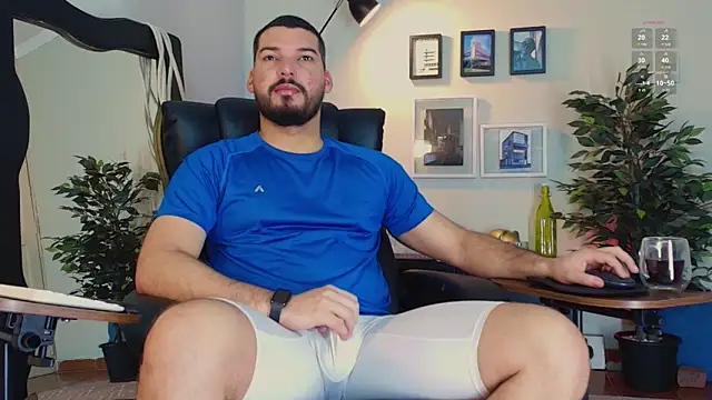 Snapshot of HenryBenso chatting on 06.03.26 HenryBenso online show from 06.03.26