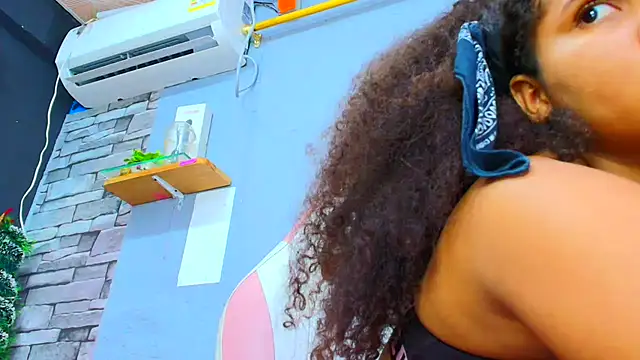 makena18 online show from 01.20.25