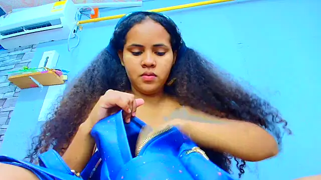 makena18 online show from 02.13.25