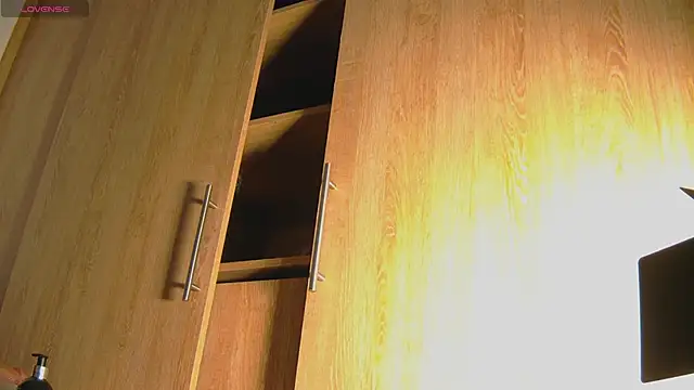 aidaadams online show from 10.27.25