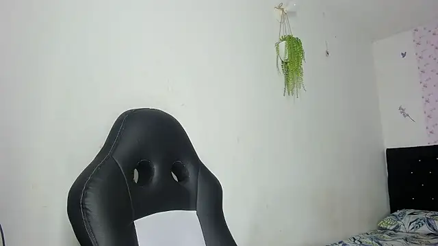 Alika01 online show from 02.02.26