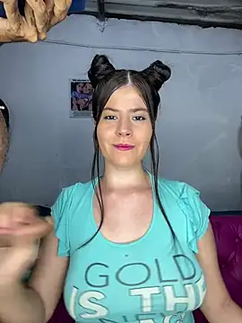 Snapshot of Hotnightsexxx chatting on 01.28.25 Hotnightsexxx online show from 01.28.25