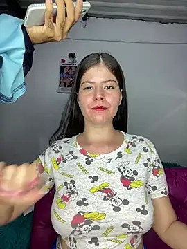 Snapshot of Hotnightsexxx chatting on 03.06.25 Hotnightsexxx online show from 03.06.25