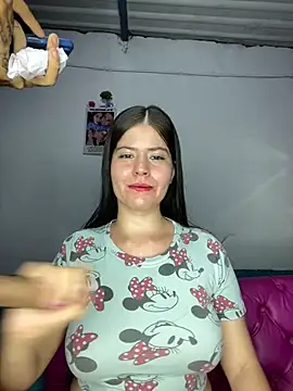 Snapshot of Hotnightsexxx chatting on 03.08.25 Hotnightsexxx online show from 03.08.25