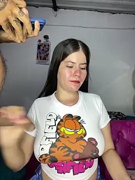 Snapshot of Hotnightsexxx chatting on 03.11.25 Hotnightsexxx online show from 03.11.25