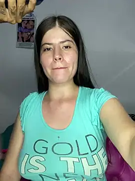 Snapshot of Hotnightsexxx chatting on 03.17.25 Hotnightsexxx online show from 03.17.25