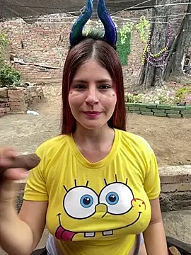 Snapshot of Hotnightsexxx chatting on 10.31.25 Hotnightsexxx online show from 10.31.25