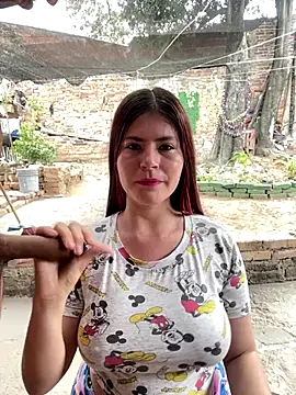 Snapshot of Hotnightsexxx chatting on 11.19.25 Hotnightsexxx online show from 11.19.25