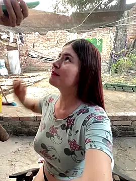 Snapshot of Hotnightsexxx chatting on 12.22.25 Hotnightsexxx online show from 12.22.25