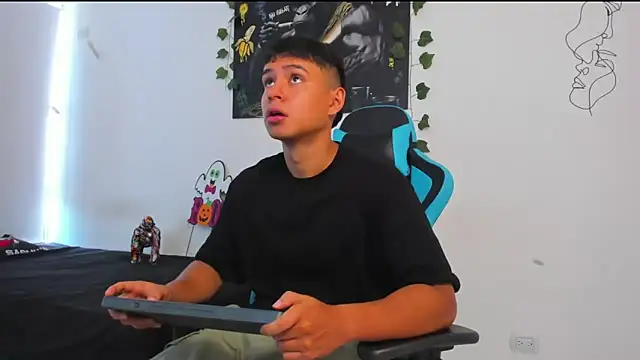 Bray Kevin online show from 02.24.25