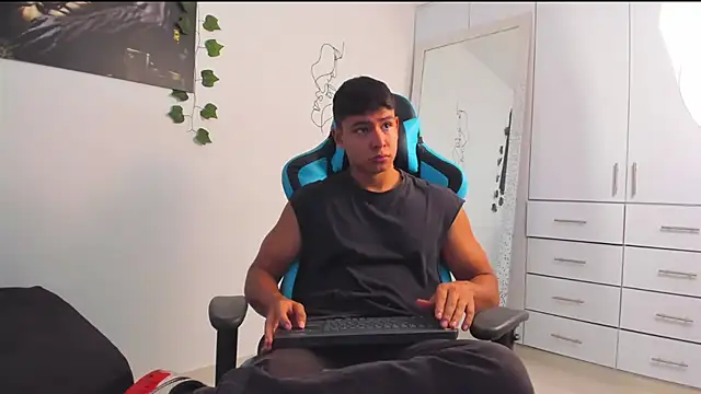 Bray Kevin online show from 03.04.25