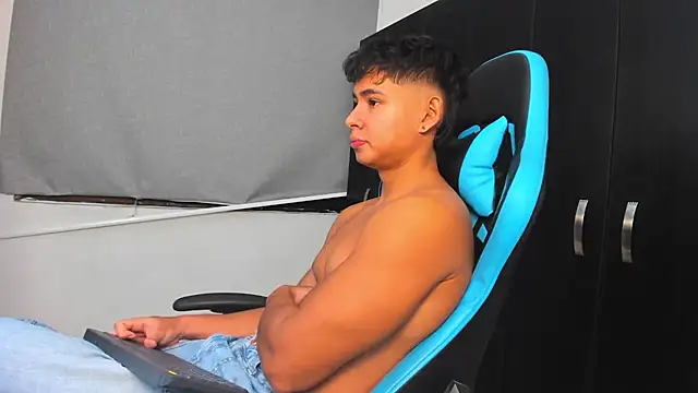 Bray Kevin online show from 10.22.25