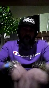 Snapshot of MrDickUdown24_7 chatting on 01.10.25 MrDickUdown24 7 online show from 01.10.25