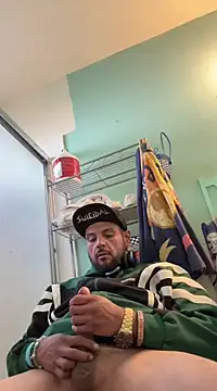 Snapshot of MrDickUdown24_7 chatting on 01.28.25 MrDickUdown24 7 online show from 01.28.25