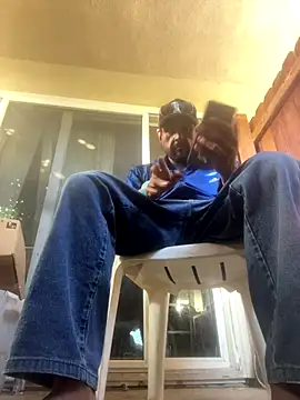 Snapshot of MrDickUdown24_7 chatting on 10.25.25 MrDickUdown24 7 online show from 10.25.25