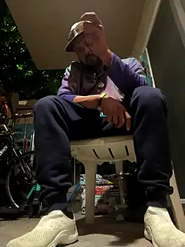 Snapshot of MrDickUdown24_7 chatting on 01.12.26 MrDickUdown24 7 online show from 01.12.26