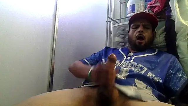 Snapshot of MrDickUdown24_7 chatting on 02.12.26 MrDickUdown24 7 online show from 02.12.26