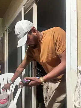 Snapshot of MrDickUdown24_7 chatting on 02.18.26 MrDickUdown24 7 online show from 02.18.26