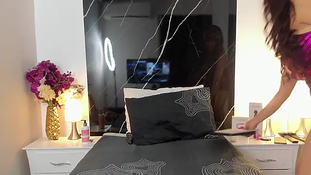 BellaaStarlix online show from 03.06.26