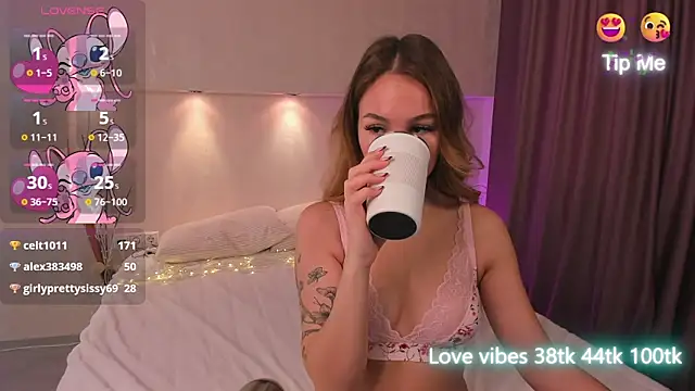 Tracy-Taylor online show from 01.11.25